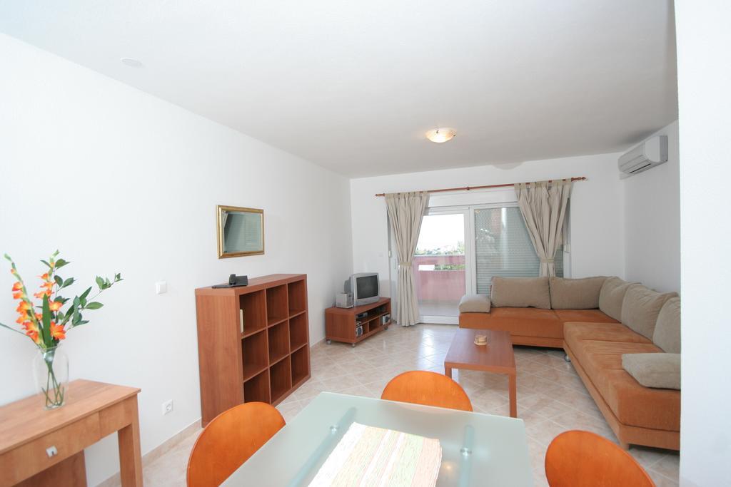 Apartments Mavarcica Trogir Szoba fotó