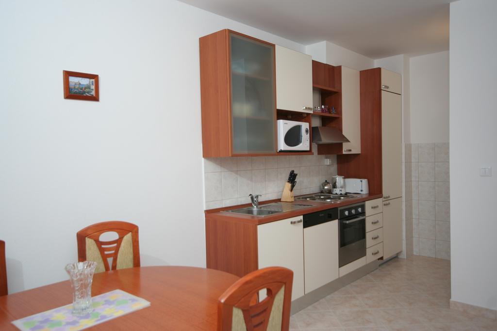 Apartments Mavarcica Trogir Szoba fotó